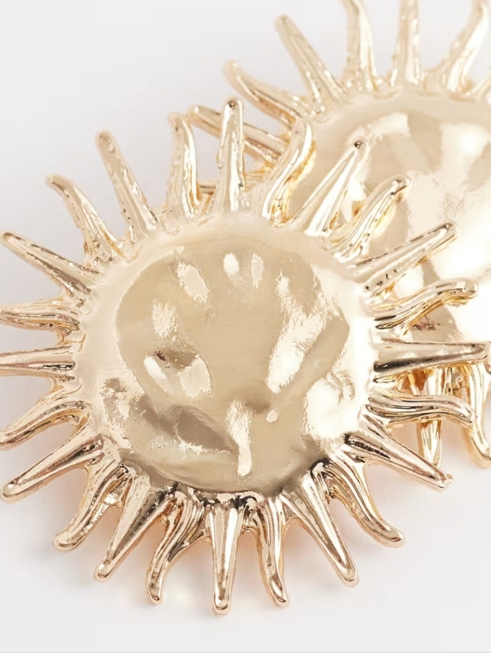 New! Gold Sun Sunburst Hammered Earrings • 1025 NWOT - Picture 3 of 8